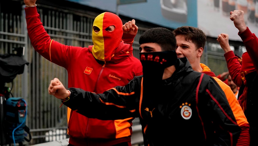 Galatasaray taraftarı derbi için Kadıköy’de
