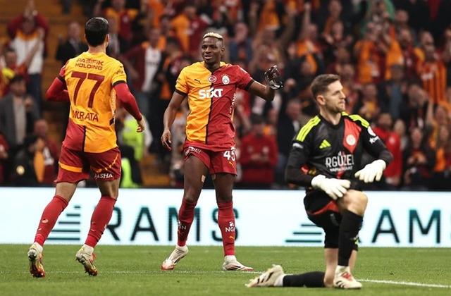 Galatasaray’dan ayrılacak iddiası! Yeni gelmişti…