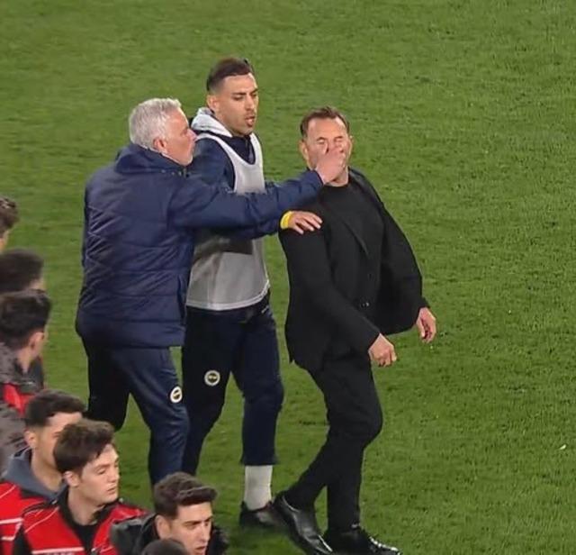 Jose Mourinho’yu Şenol Güneş kurtardı!