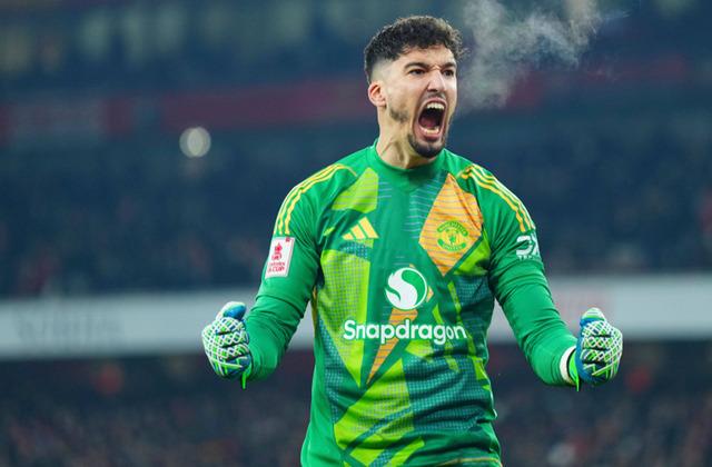 Manchester United’dan Altay Bayındır’ı sarsan hamle!