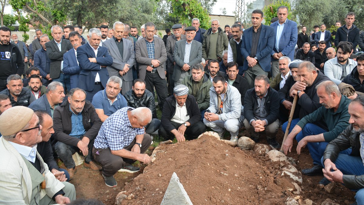 Şanlıurfa’da köpeklerden kaçarken hayatını kaybeden genç kıza veda