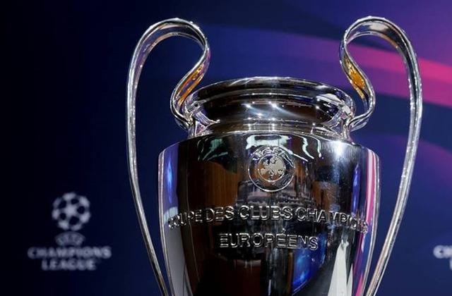 UEFA Şampiyonlar Ligi’nde tarihi değişiklikten vazgeçildi!