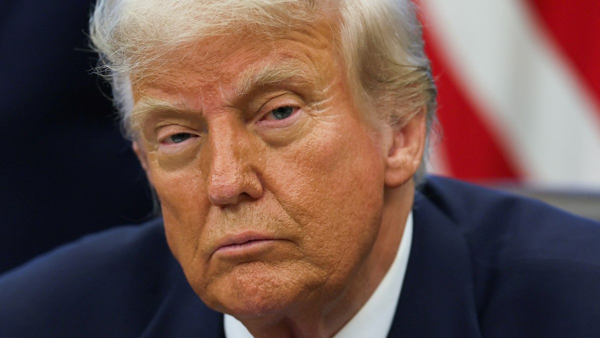 ABD Başkanı Donald Trump’tan Zelensky’e uyarı