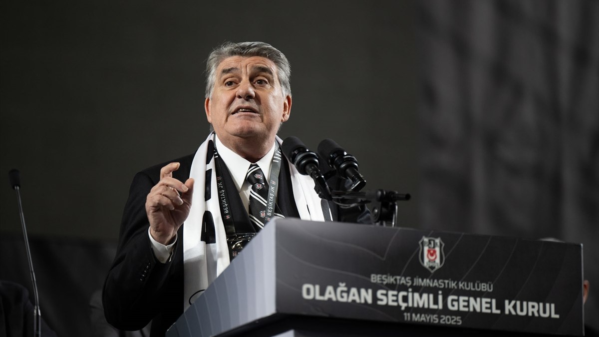 Beşiktaş’ta Serdal Adalı, yeniden başkan oldu