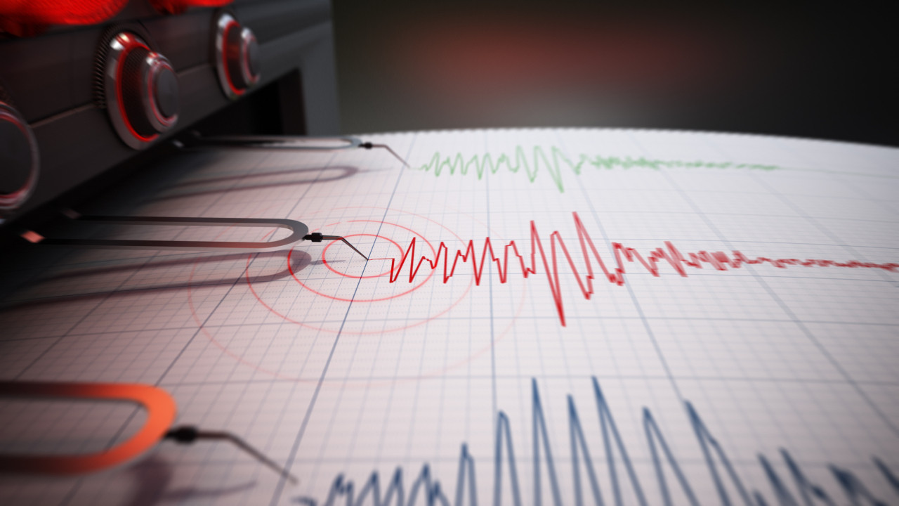 Büyük deprem, toprağa gömülmüş antik binayı ortaya çıkarttı