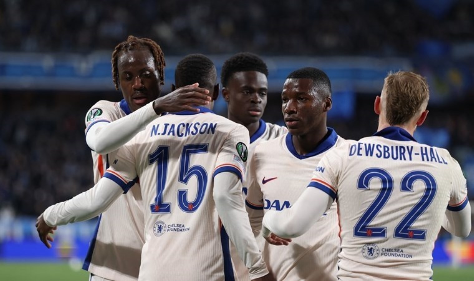 Chelsea, Konferans Ligi’nde final kapısını araladı!