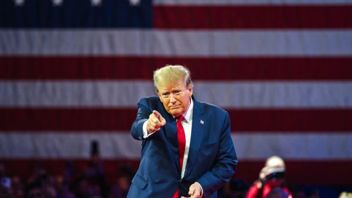 Donald Trump, Katar’ın ABD’ye uçak hibe edeceğine yönelik iddiaları değerlendirdi
