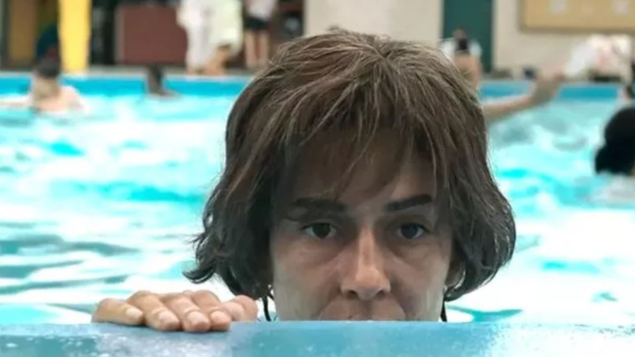 Havuz sahnesiyle viral olup 15 yıl sonra sosyal medyayı sarsan film