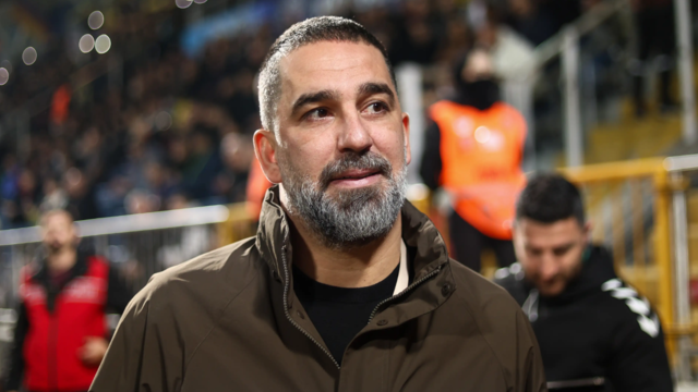 Her an açıklanabilir! Eyüpspor ile harika işlere imza atan Arda Turan’ın yeni takımı neredeyse belli oldu! İş imzaya kaldı…