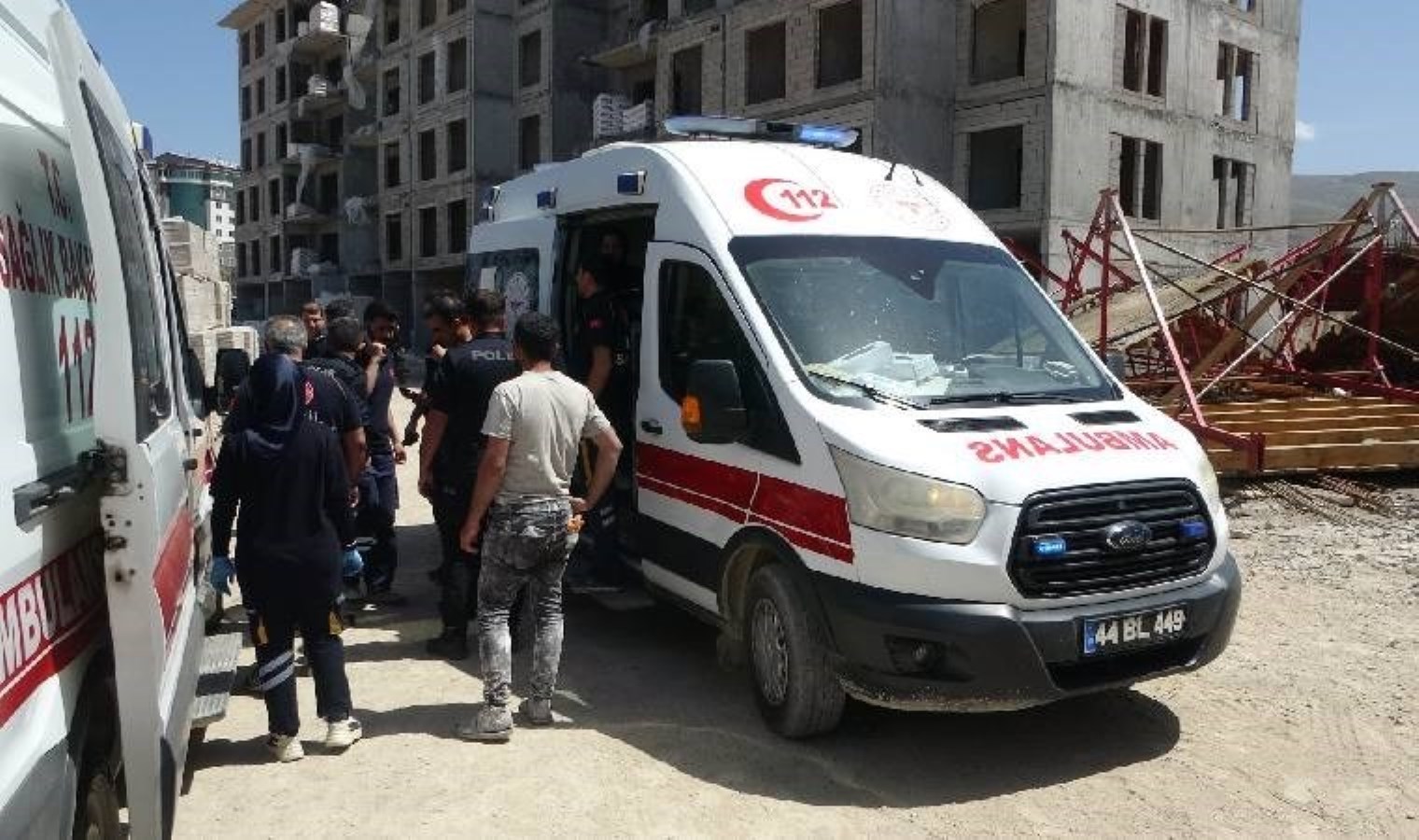 Malatya’da işçiler arasında taşlı sopalı kavga: Yaralılar ve gözaltılar var!