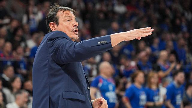 Panathinaikos Yardımcı Antrenörü Serelis: ‘Maçla ilgili ben konuşacağım, Ergin Ataman kendini şu anda pek iyi hissetmiyor’