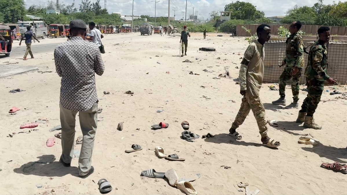 Somali’nin başkentinde intihar saldırısı