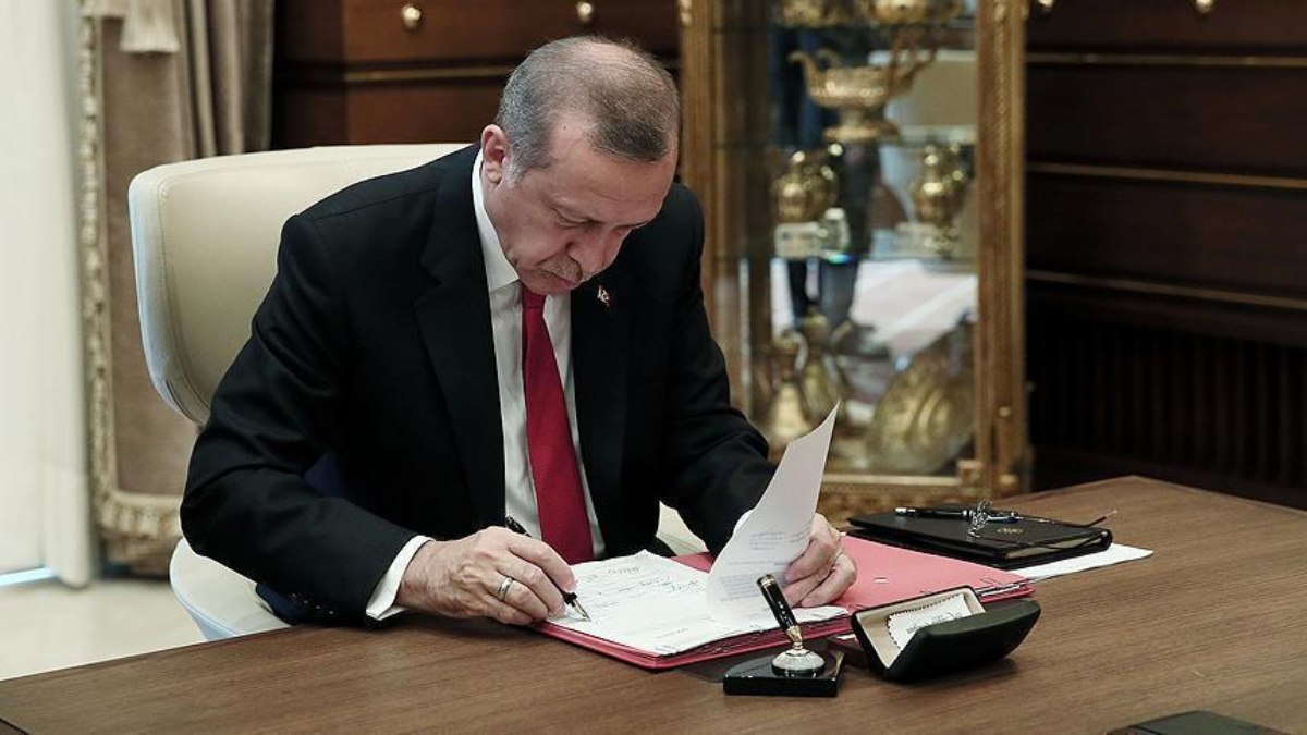 SON DAKİKA! Atama kararları Resmi Gazete’de: 2 ile yeni vali atandı