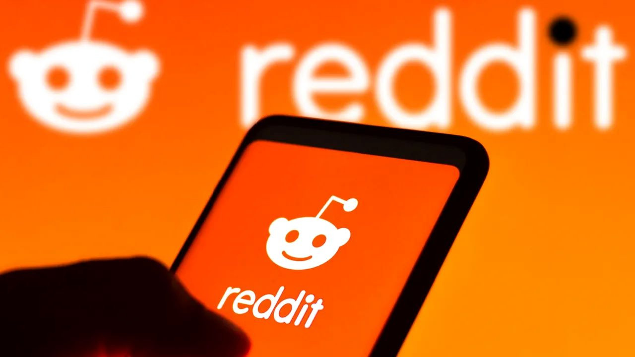 AI alanında yeni kavga: Sosyal medya devi, yapay zeka devine karşı!