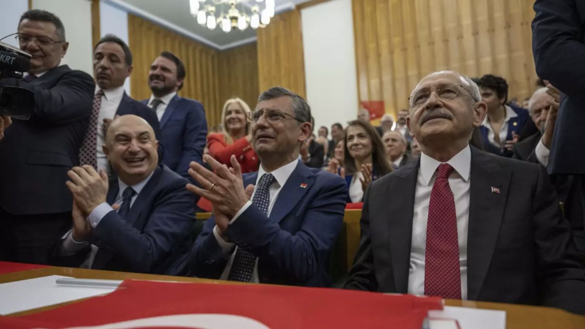 CHP’lilerin Kılıçdaroğlu’na veda ettiği görüntüler gündem oldu: Özel ağlamıştı