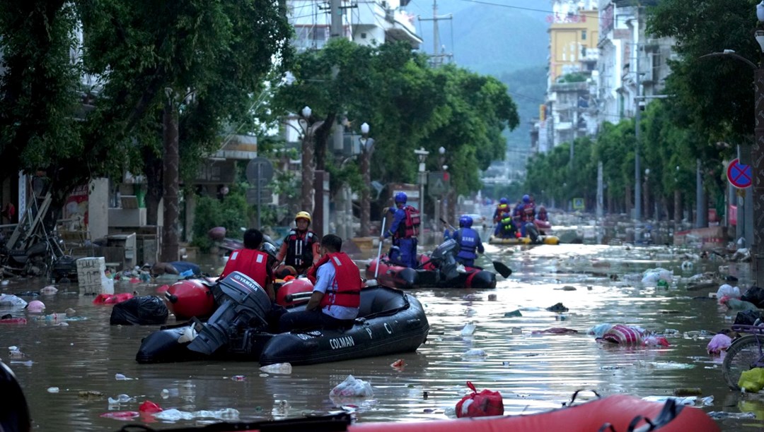 Çin’de sel felaketi: Yeniden acil durum ilan edildi