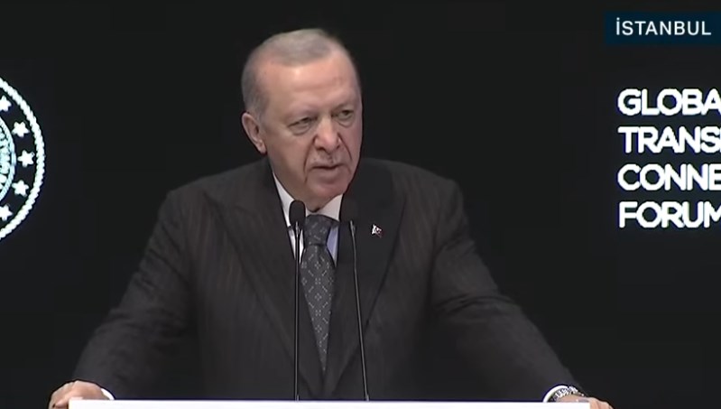 Cumhurbaşkanı Erdoğan: Yeni ulaştırma koridorları önemli