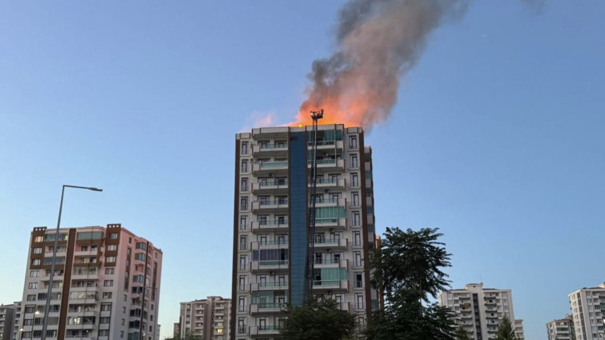 Diyarbakır’daki yangında 3’ü çocuk 4 kişi hayatını kaybetti