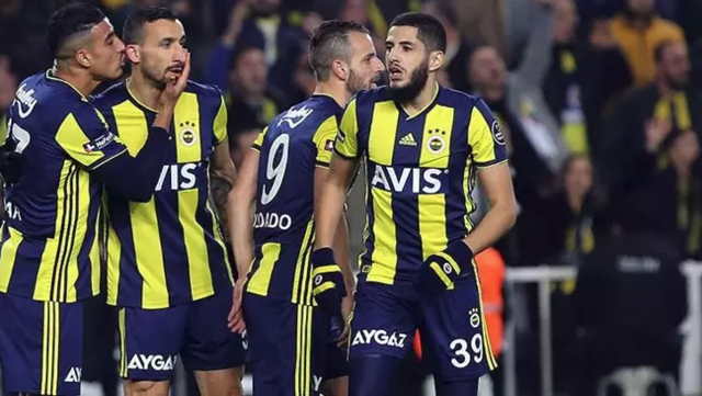 Fenerbahçe için açtı ağzını yumdu gözünü! Eski yıldızdan ağza alınmayacak sözler… “Oyunculara hayvan gibi davranıyorlar, felsefeleri yok”