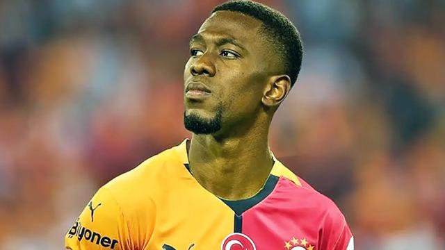 Galatasaray’da değişimin ayak sesleri… Okan Buruk veto etti! Gönderiliyor!