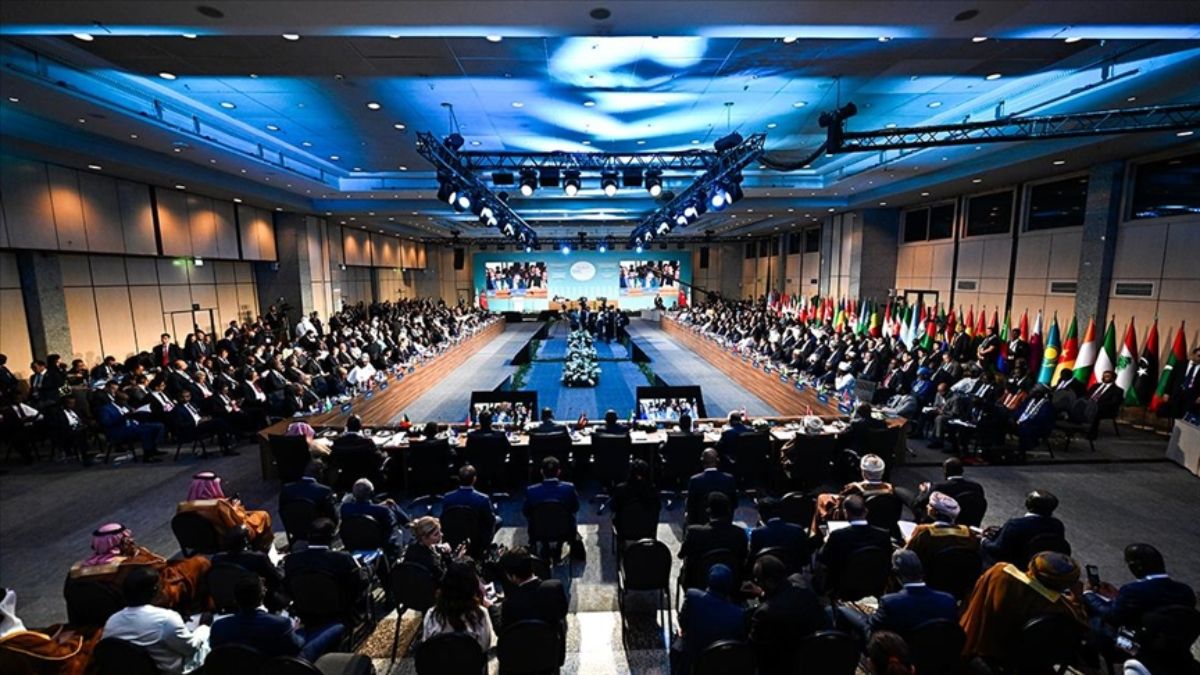 İİT, İstanbul Deklarasyonu’nu yayımladı: İsrail’in eylemleri kınandı