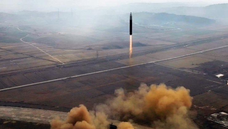 Japonya, kendi sınırları içinde ilk füze denemesini yaptı