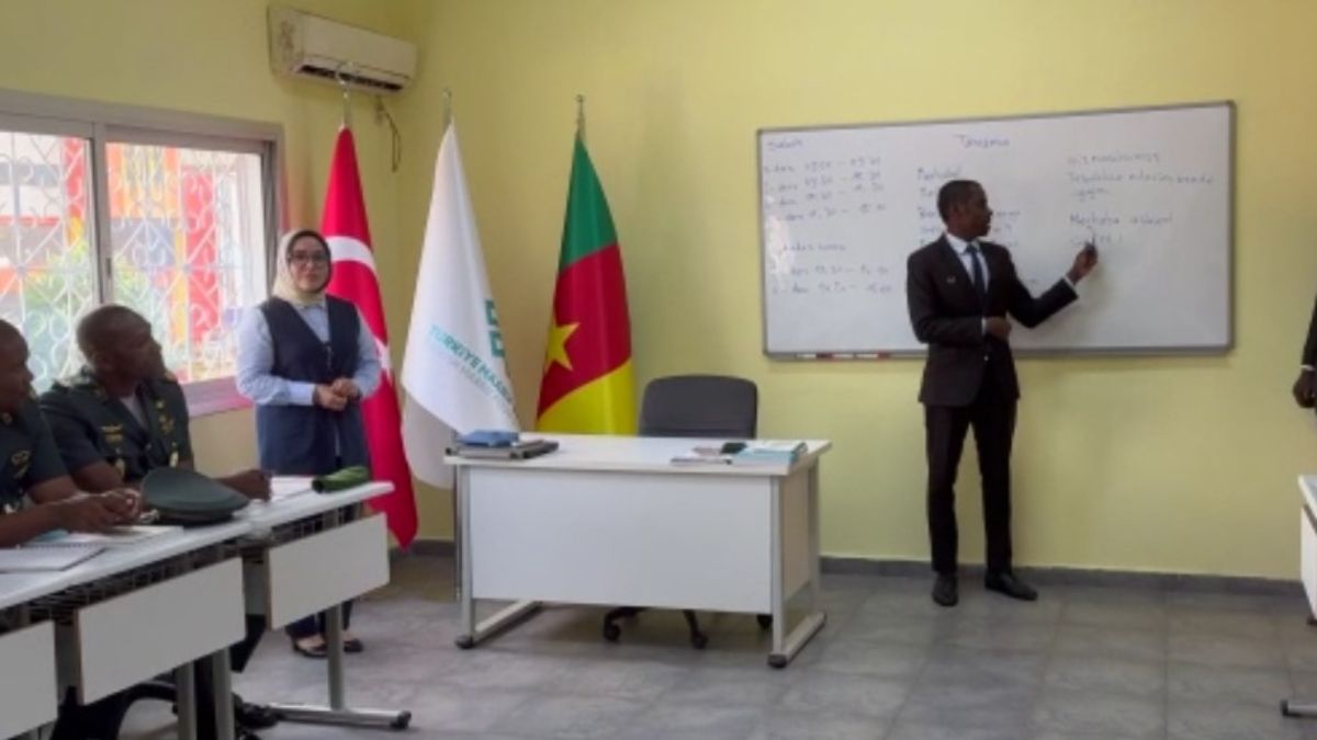 Kamerun’da askeri personele ilk kez Türkçe dersi verildi