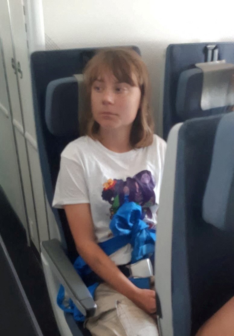 Madleen gemisi: Greta sınır dışı edildi, Fransız aktivistler belgeleri imzalamayı reddetti