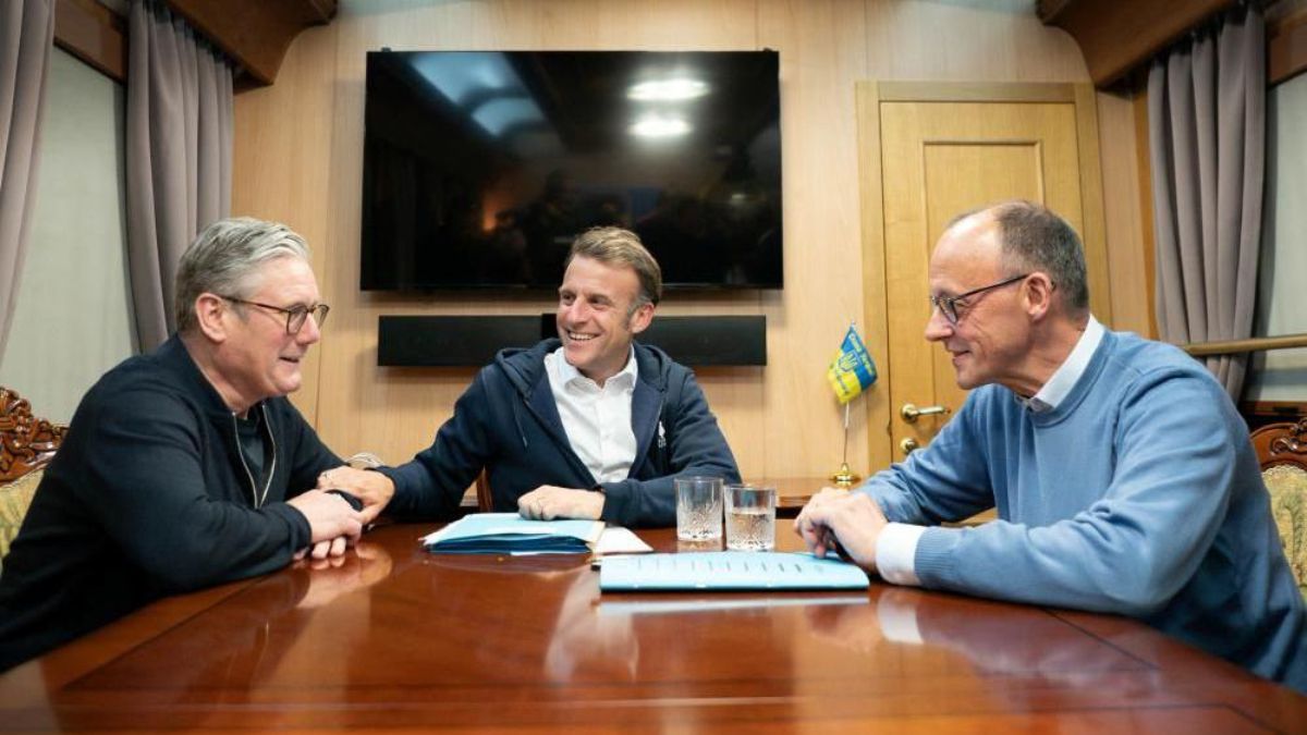 Merz, Macron ve Starmer İsrail’in İran’a saldırılarını görüştü