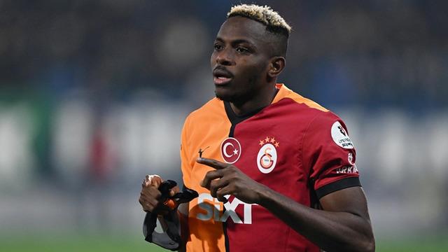 Okan Buruk’tan umutlandıran Osimhen açıklaması! “Gitme niyeti olsa…”