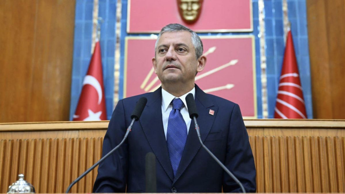 Özgür Özel’den Kılıçdaroğlu’nun avukatına tepki: Parasını kestim, düşmanlık yapıyor