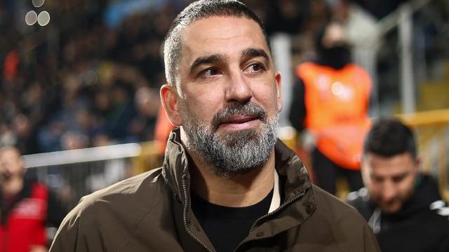Shakhtar Donetsk’te Arda Turan, gözünü Bertuğ Yıldırım’a dikti!