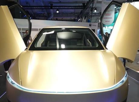 Tesla’nın sürücüsüz Cybercab aracı görücüye çıktı