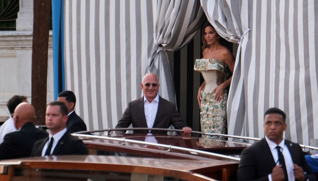 Venedik karıştı: Jeff Bezos’un lüks düğününe tepkiler büyüyor
