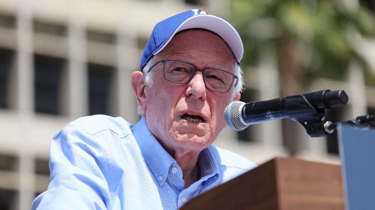 ABD’li Senatör Sanders: İsrail’e daha fazla askeri yardım yapmamalıyız