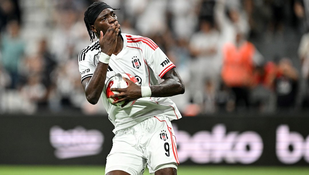 Abraham’dan ilk resmi maçında siftah