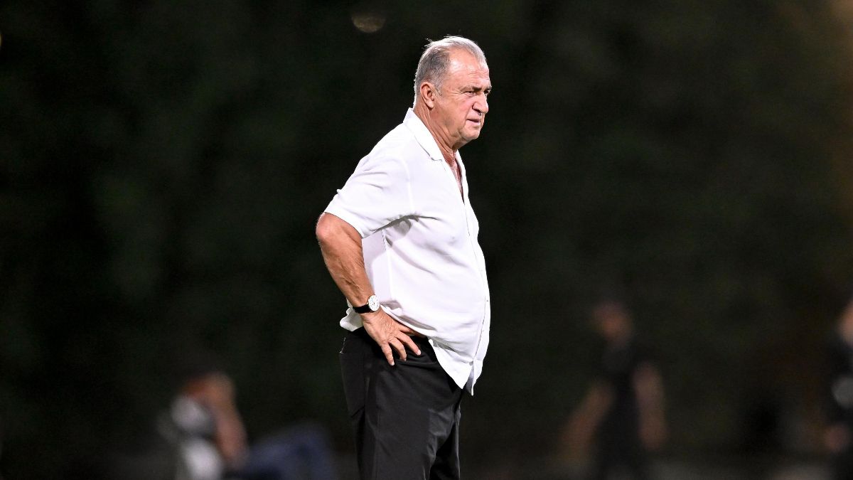 Al Shabab’dan Fatih Terim’e türkülü veda