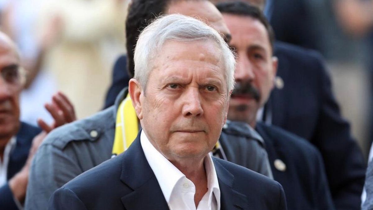 Aziz Yıldırım adaylık kararını açıkladı: Ali Koç yönetimine sert sözlerle yüklendi!