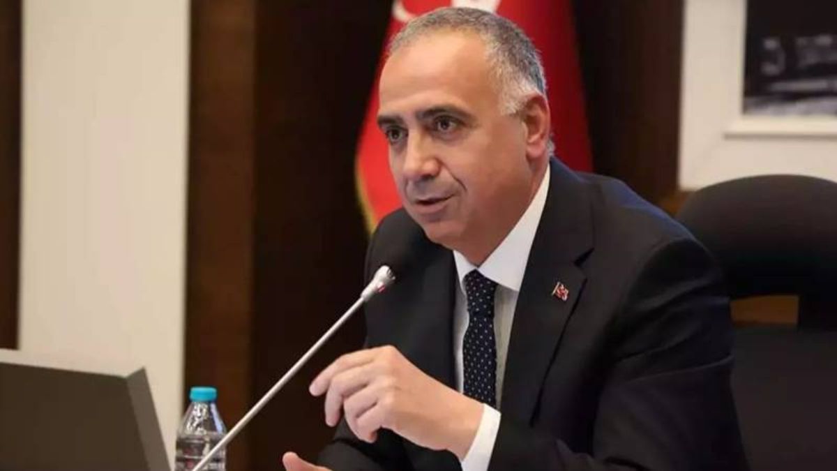 Büyükçekmece Belediye Başkan Vekili Ahmet Şahin ve şoförü tutuklandı