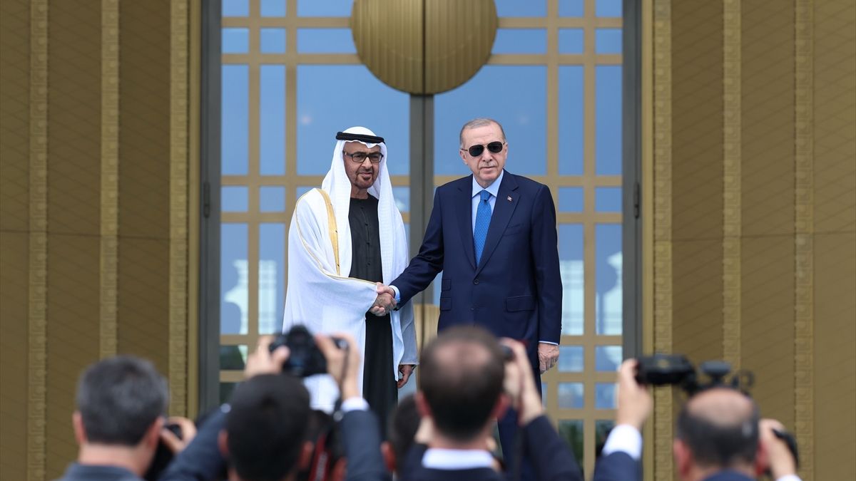 Cumhurbaşkanı Erdoğan, BAE Devlet Başkanı El Nahyan’ı resmi törenle karşıladı