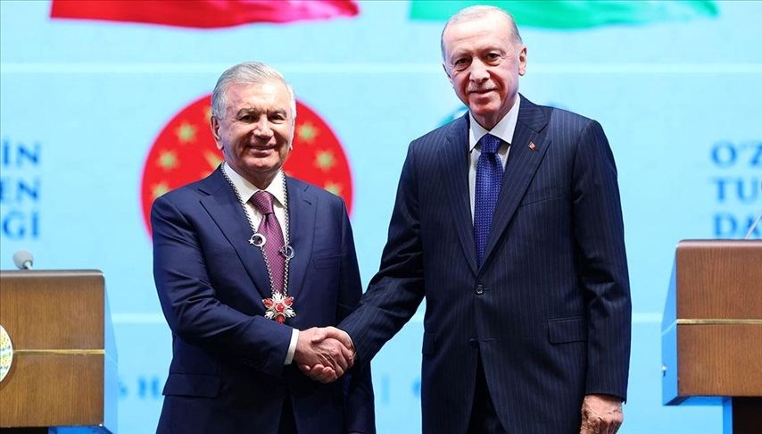 Cumhurbaşkanı Erdoğan, Özbek mevkidaşı Mirziyoyev ile görüştü