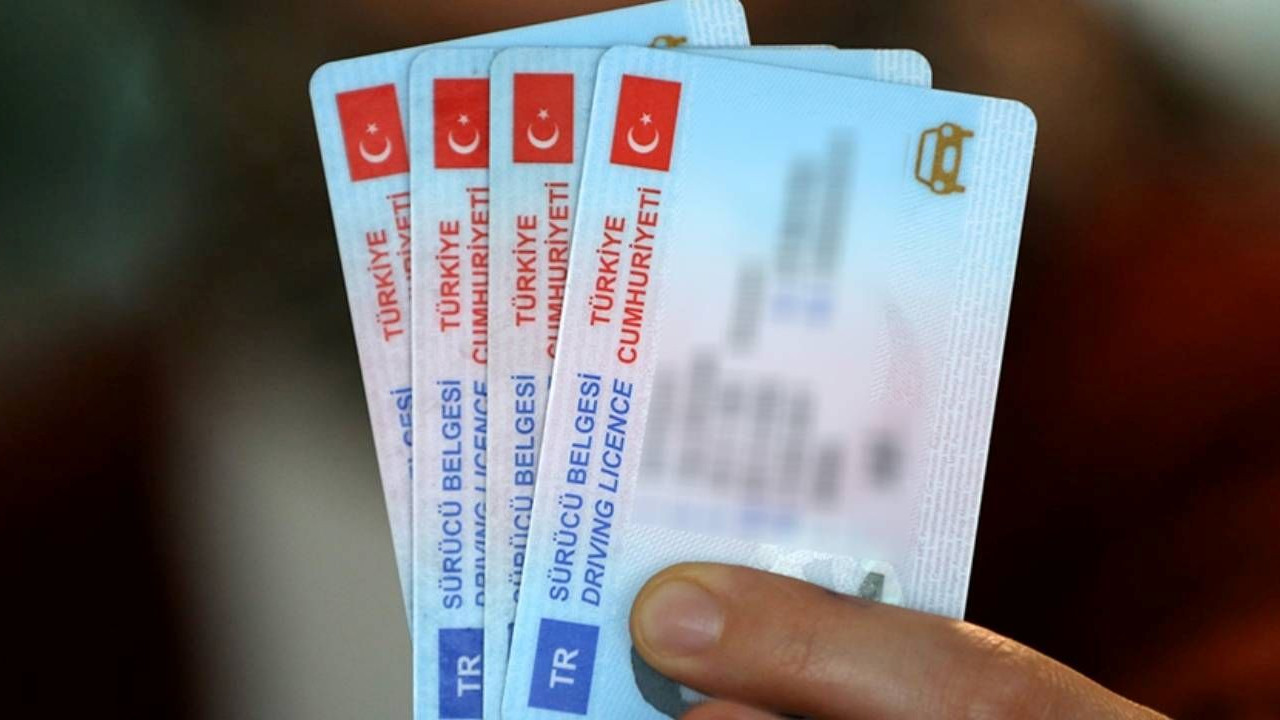 Ehliyet yenileme süresi uzatıldı mı sorusu yanıt buldu: Yeni son tarih