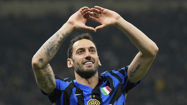 Hakan Çalhanoğlu için sıcak gelişme! Yıldız oyuncu için Cimboma kara haber…