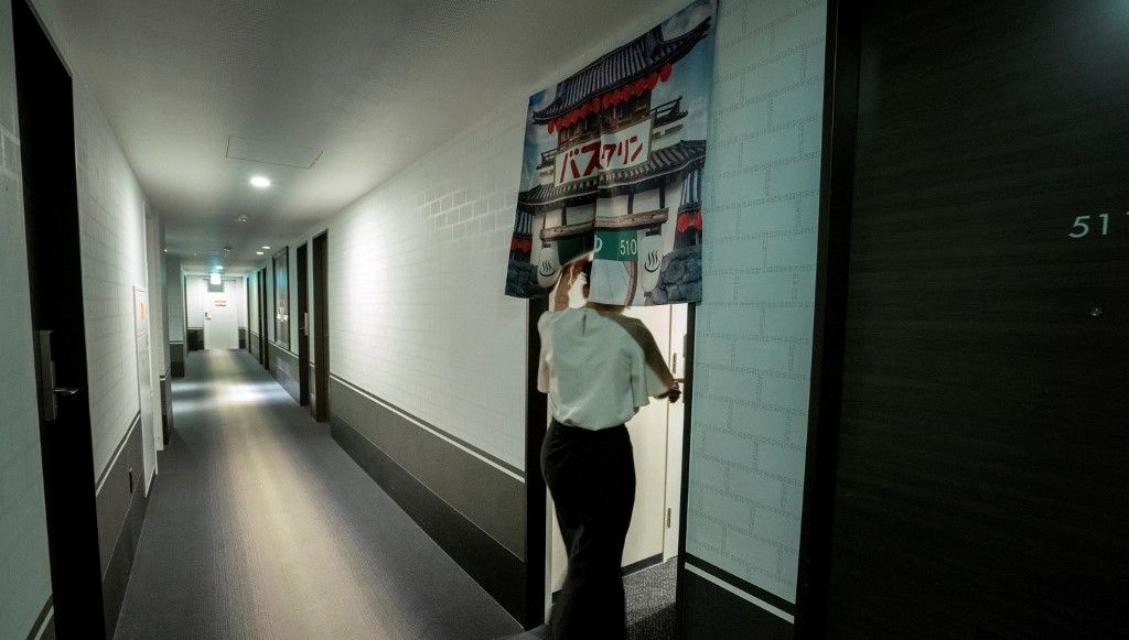 Sahte isimlerle 580 otel odasını rezerve etti, gözaltına alındı