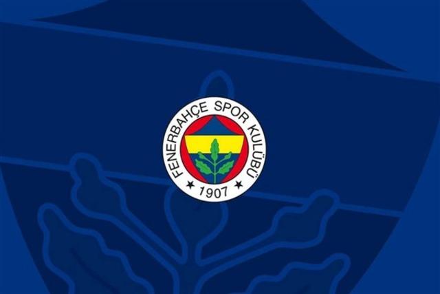 SON DAKİKA: Fenerbahçe Jayden Oosterwolde’nin sözleşmesinin 2028 yılına kadar uzatıldığını açıkladı