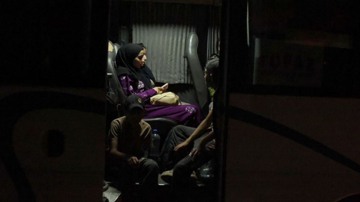 Süveyda’dan 200 kişi daha tahliye edildi