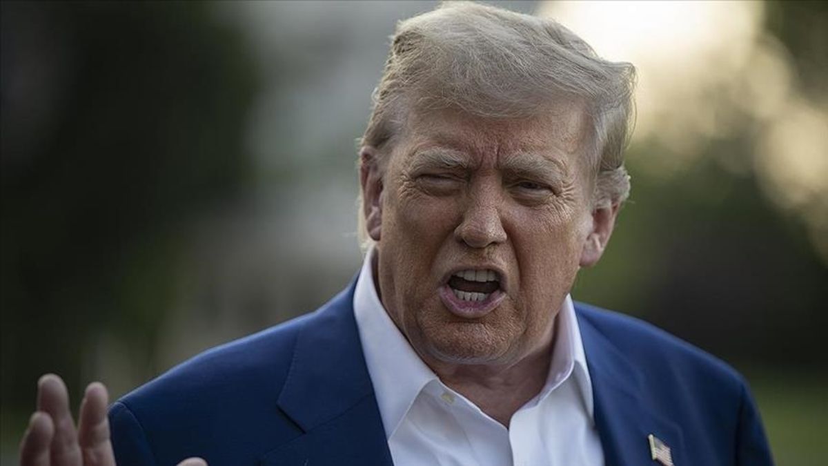 Trump’tan yeni hamle: Avrupa Birliği’ne yüzde 30 gümrük vergisi uygulanacak