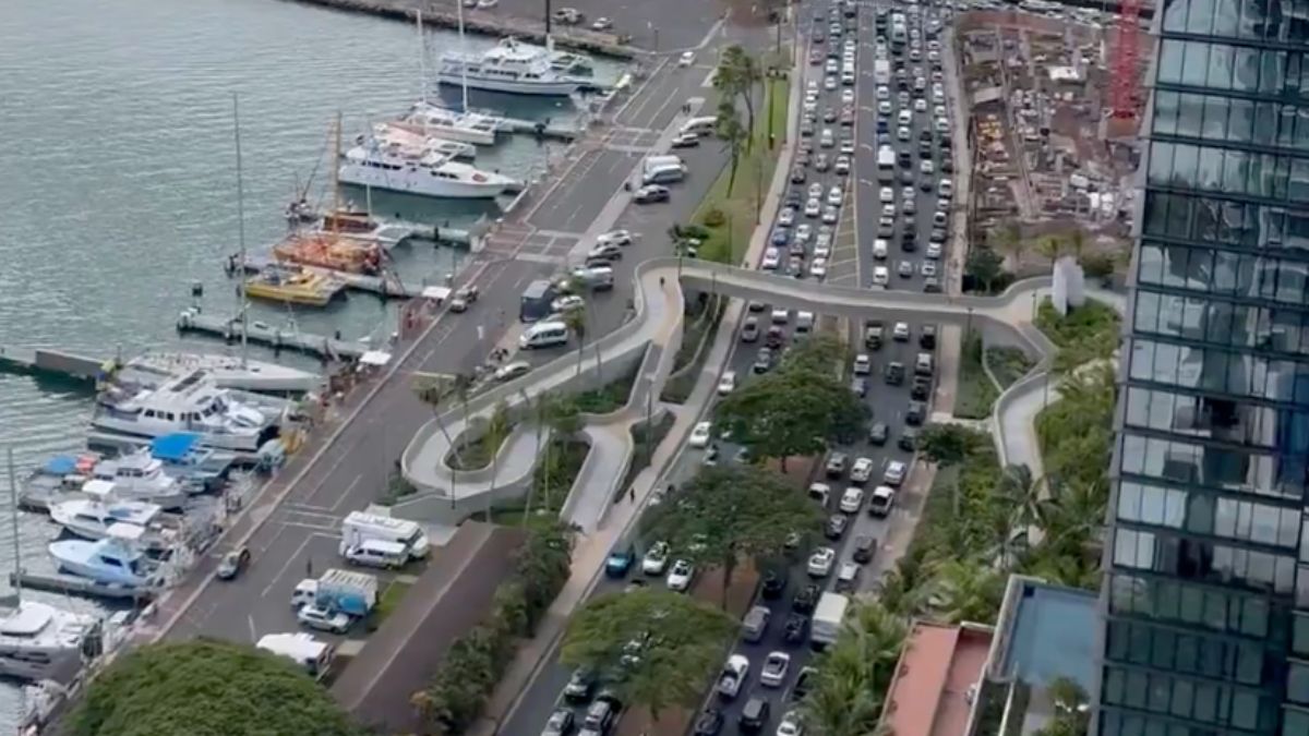 Tsunami uyarısının ardından Hawaii’de kaçış trafiği