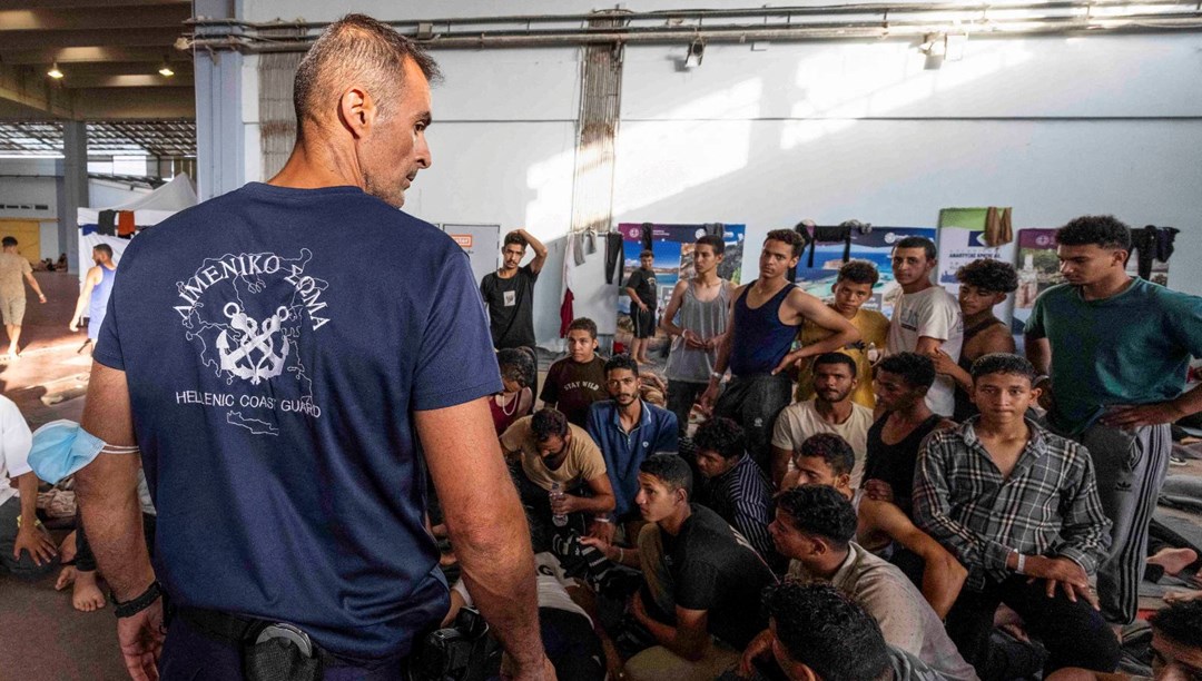 Yunanistan “Avrupa’da istila operasyonu” diyerek tartışmalı tasarıyı kabul etti