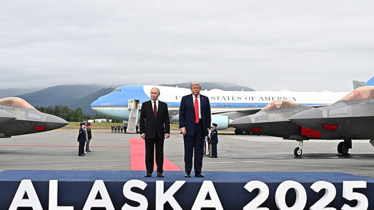 ABD’de Trump-Putin zirvesi sona erdi: 3 saat sürdü